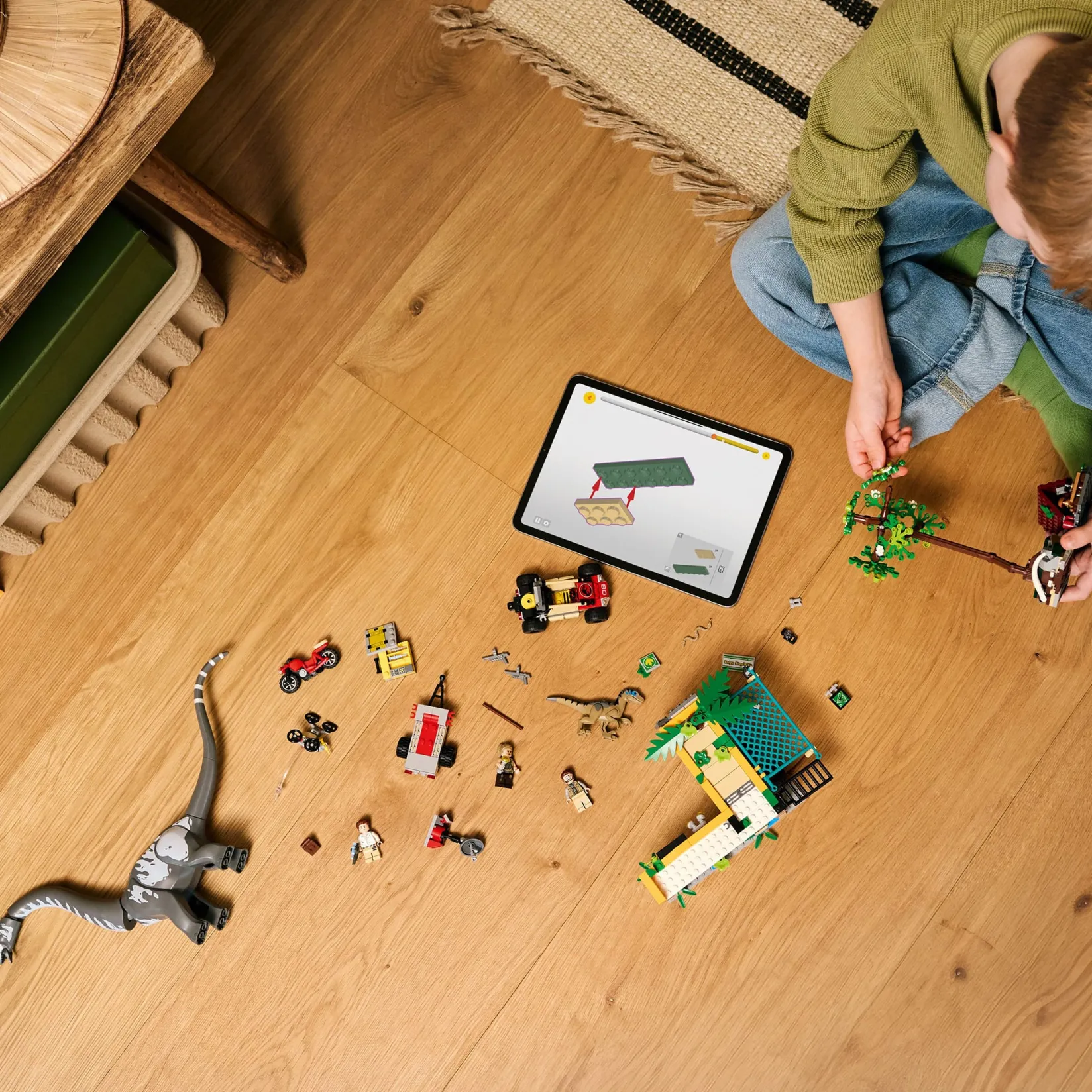 Assembly & Construction>LEGO® Jurassic World Raptor & Titanosaurus Tracking Mission