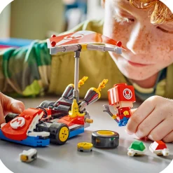 New Super Mario™: Mario Kart™ – Standard Kart Kids Assembly & Construction