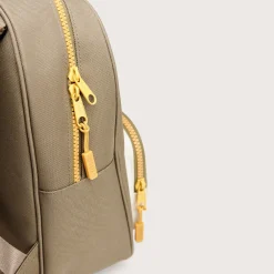 Backpacks><noscript><img width=