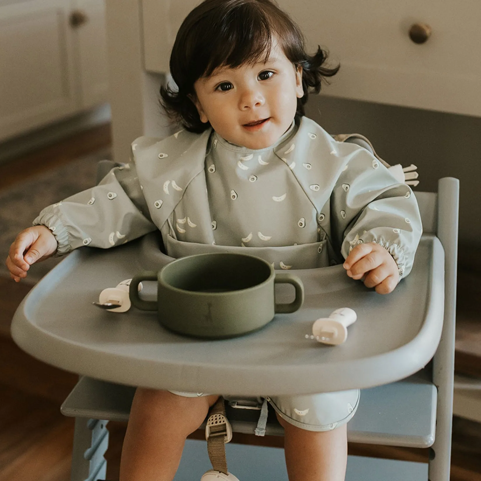 Breastfeeding|Bibs>Micasso Long-sleeved Bib with integrated pocket 6-24m - Little bear