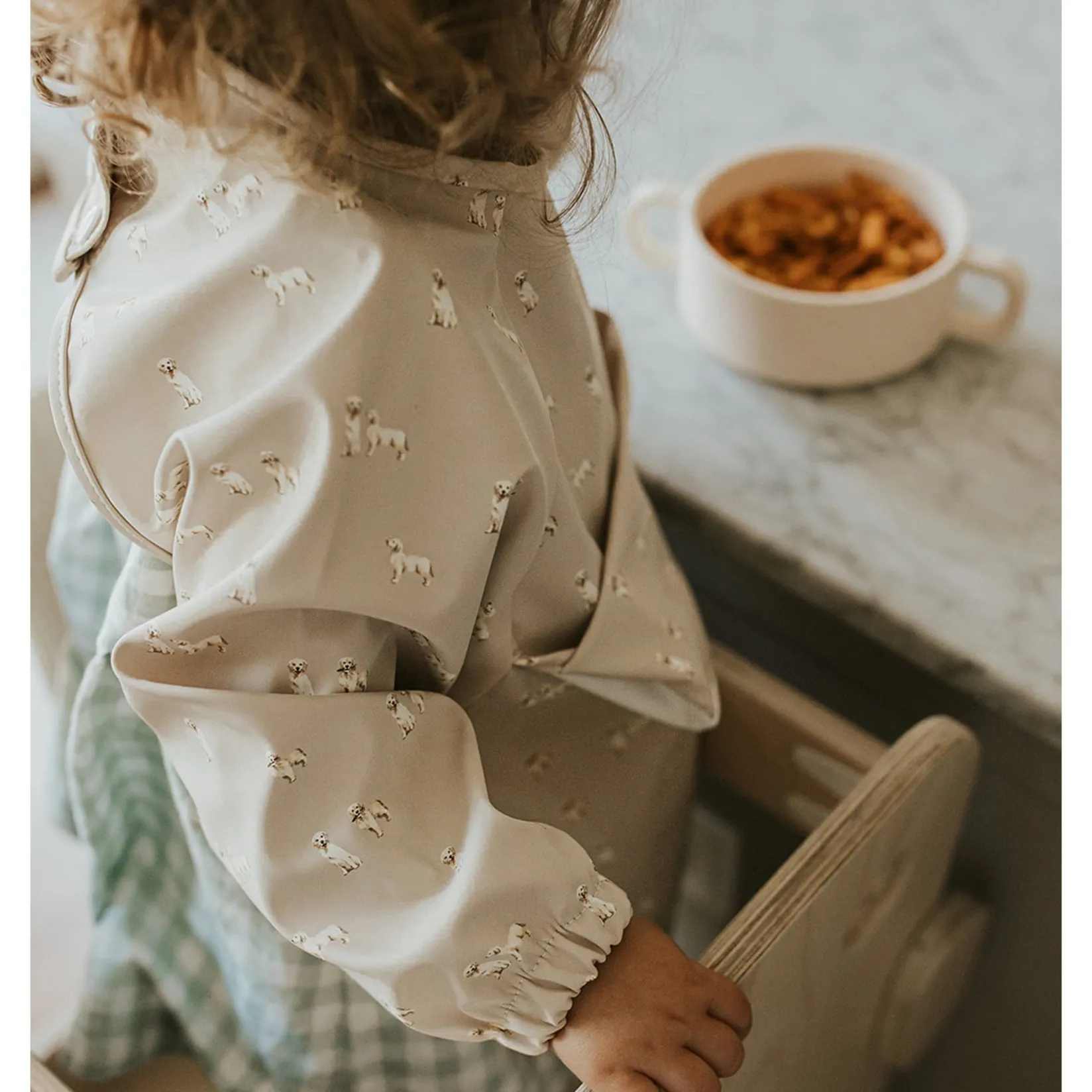 Breastfeeding|Bibs>Micasso Long-sleeved Bib with integrated pocket 6-24m -Dogs