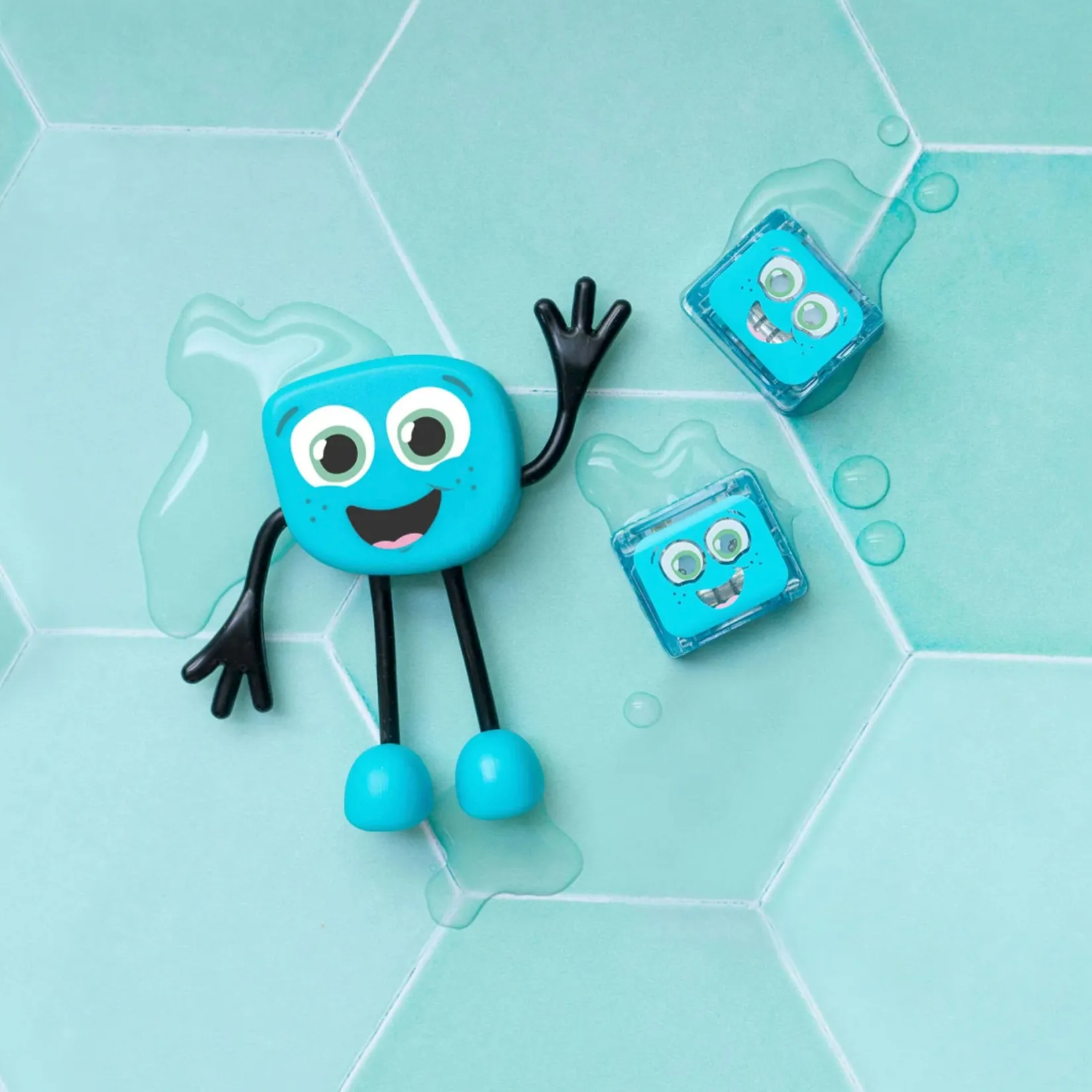 Bath Toys|Bath Accessories>Glo Pals Luminous Character for Bath - Blair