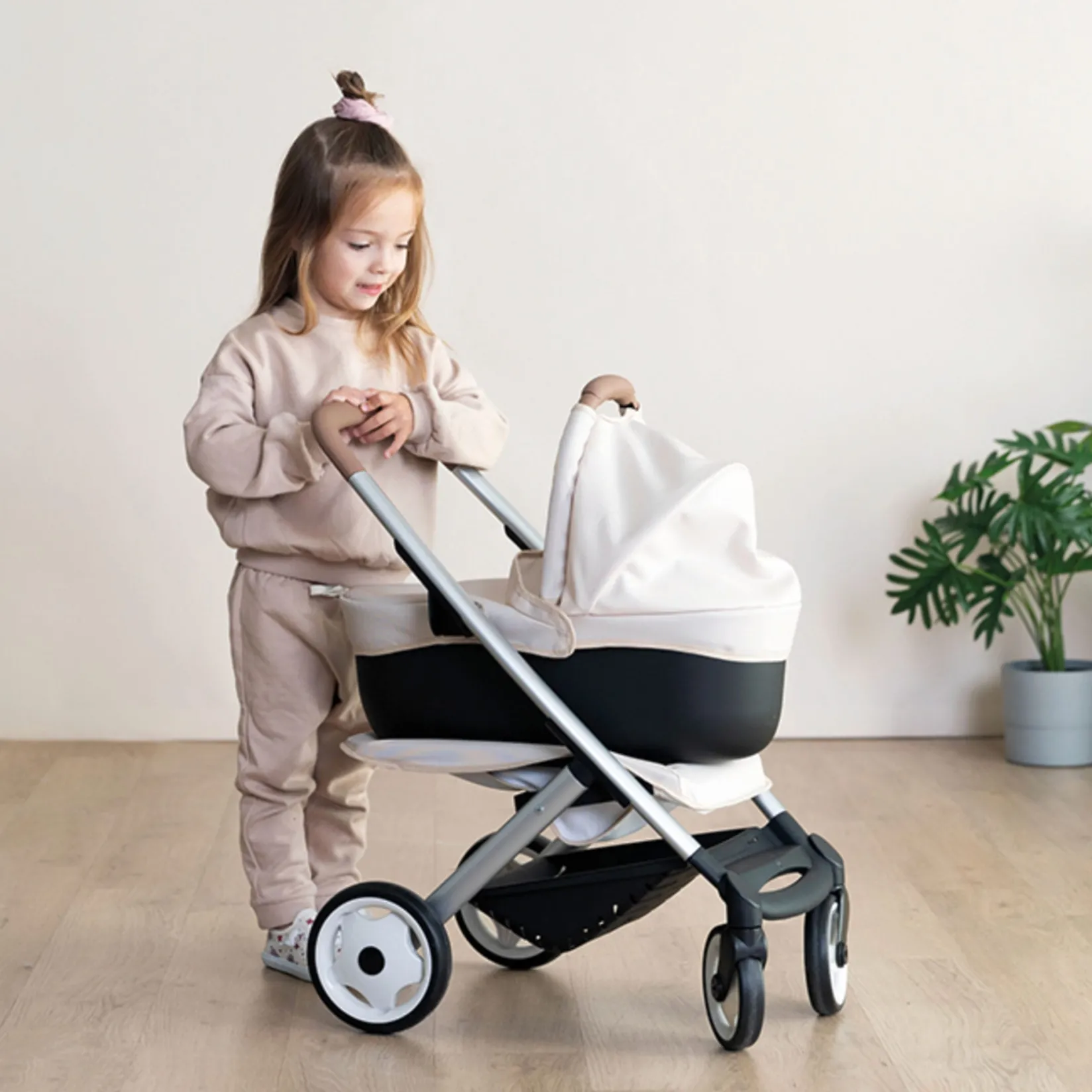 New Maxi Cosi 3-in-1 Stroller - Beige Dolls