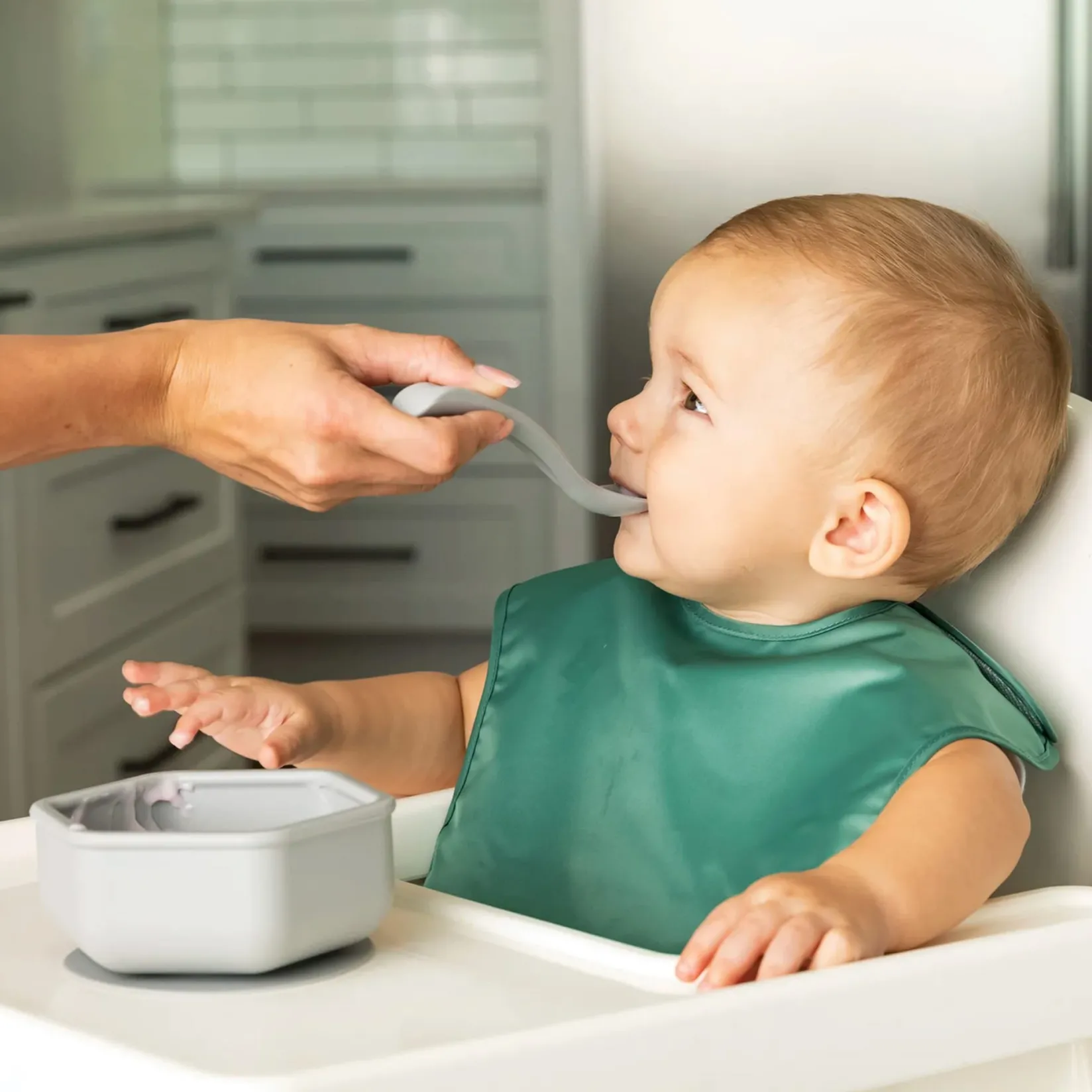 Breastfeeding|Bibs>Tiny Twinkle Mess-proof Easy Bib 3-pack - Slate/Gray/Olive
