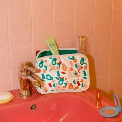 Care For Mom><noscript><img width=