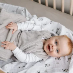 Blankets|Blankets><noscript><img width=