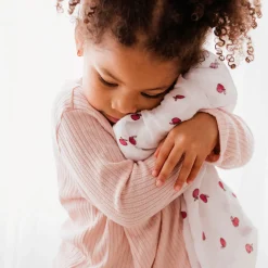 Blankets|Blankets><noscript><img width=