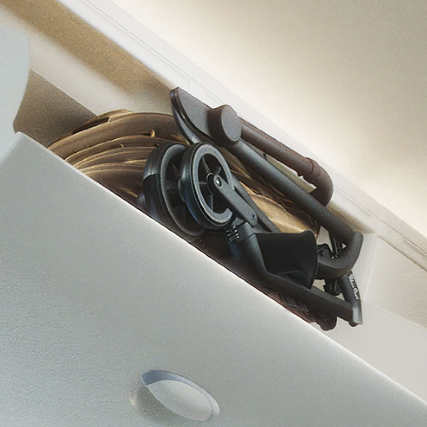 Strollers|Strollers & Trailers>Silver Cross Nia Pod - Black Onyx