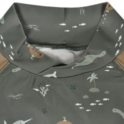 Swimsuits><noscript><img width=