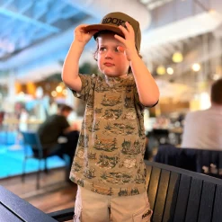 Tops><noscript><img width=