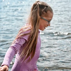 Swimsuits><noscript><img width=