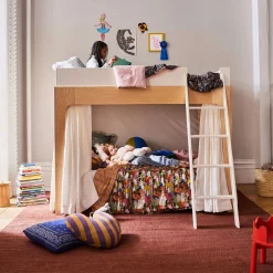 Twin, Full & Queen Beds><noscript><img width=