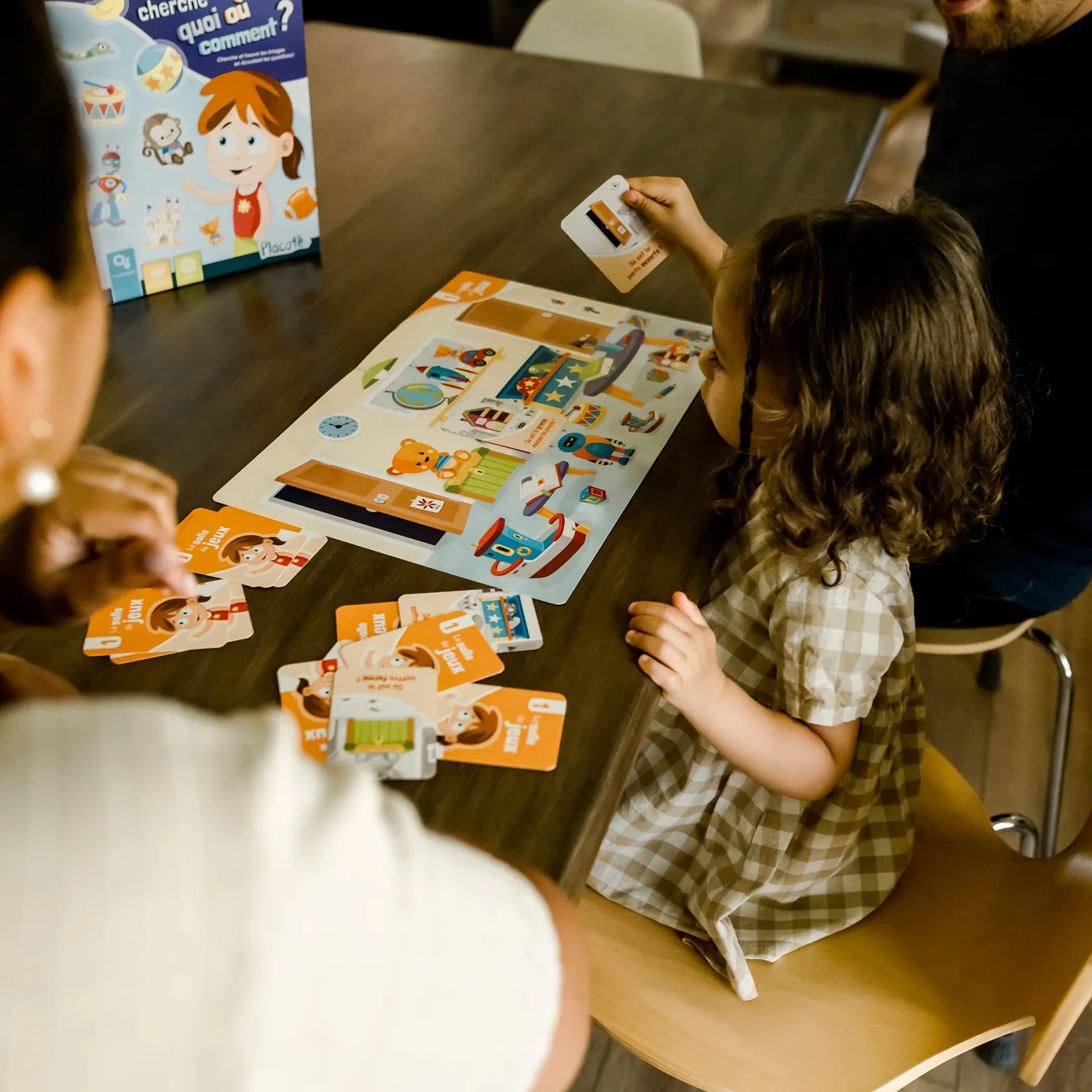 Hot Qui Cherche Quoi Où Comment? Kids Board Games