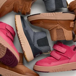 Mid-Season Boots><noscript><img width=