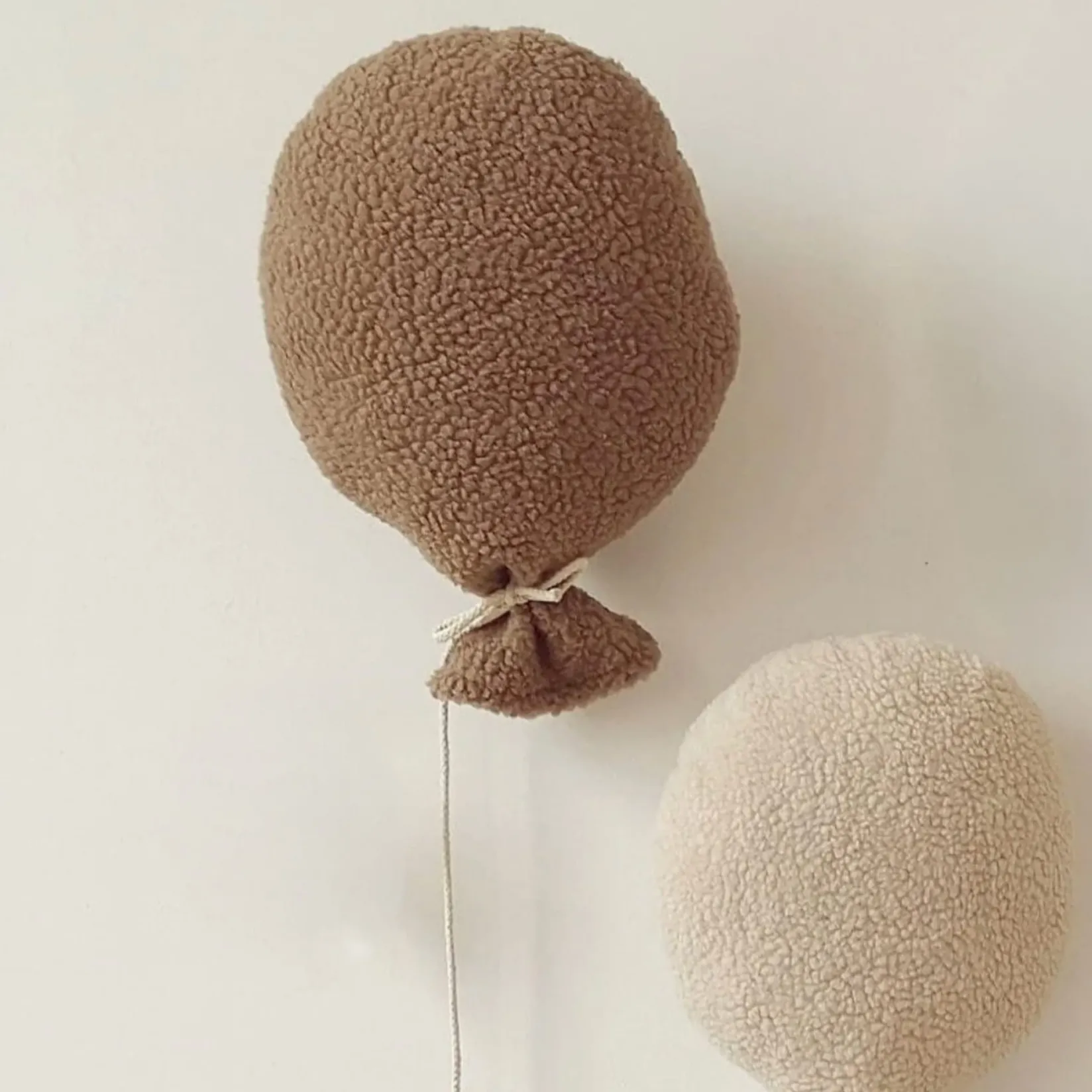 Hot Sherpa Balloons - Camel Brown Wall Decorations