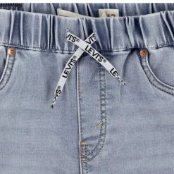 Shorts & Bermuda><noscript><img width=