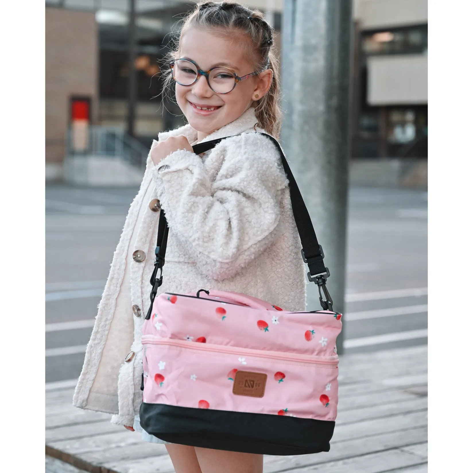 Lunch Boxes>Nano Strawberries Lunch Box Pink