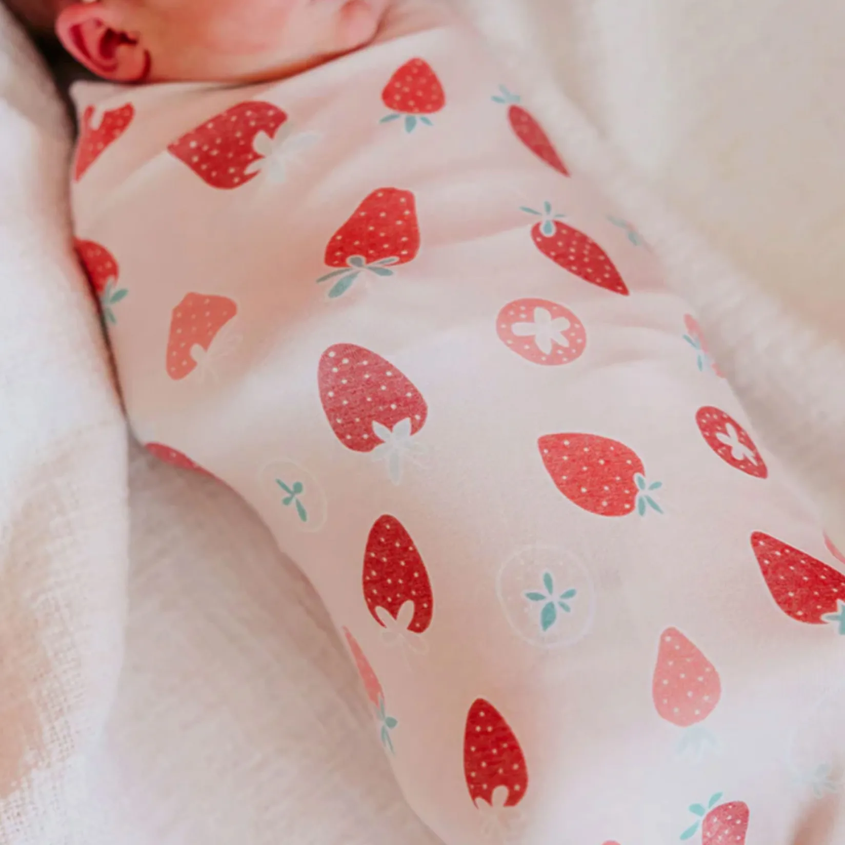 Clearance Swaddle Blanket - Strawberry Kids Blankets|Blankets
