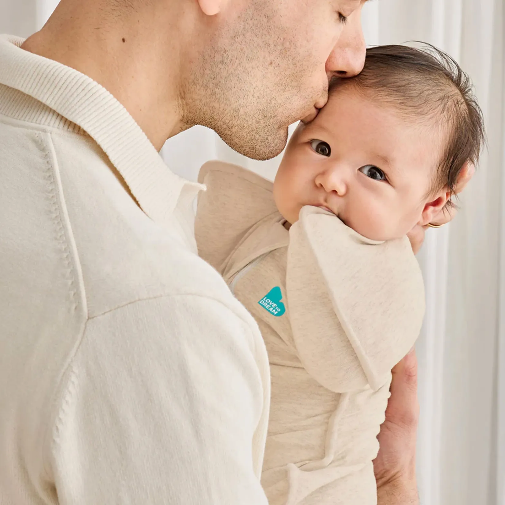 Pajamas|Sleep Bags>Love to Dream Swaddle Up Original Medium 13-19lb - Oat