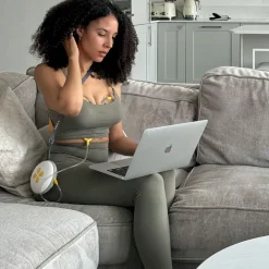 Breastfeeding|Breast Pumps><noscript><img width=