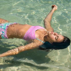 Swimsuits><noscript><img width=