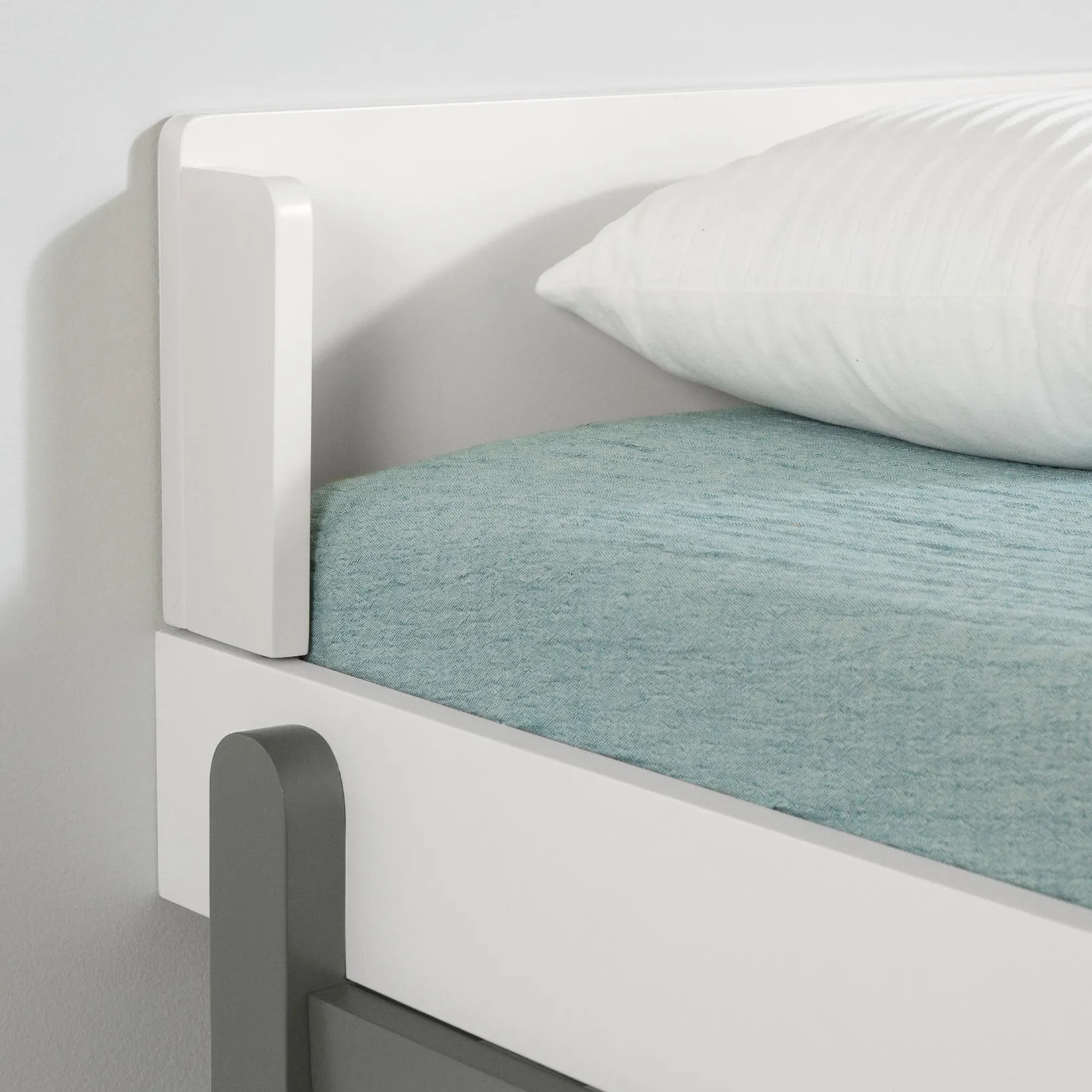 Twin, Full & Queen Beds>South Shore Twin Bed - Bebble Soft Gray and White