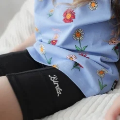 Tops><noscript><img width=