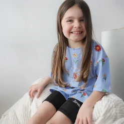 Tops><noscript><img width=